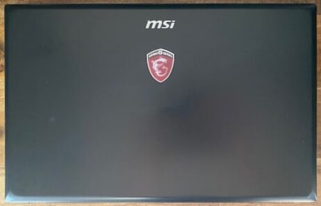 MSI MS-16GH15.6" Gaming laptop i7/8G/120G+300G met nieuwe adapter en Windows 11 - Afbeelding 3